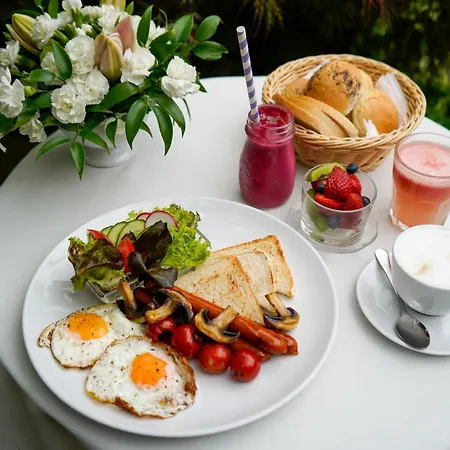 Bed & Breakfast American House Baletowa