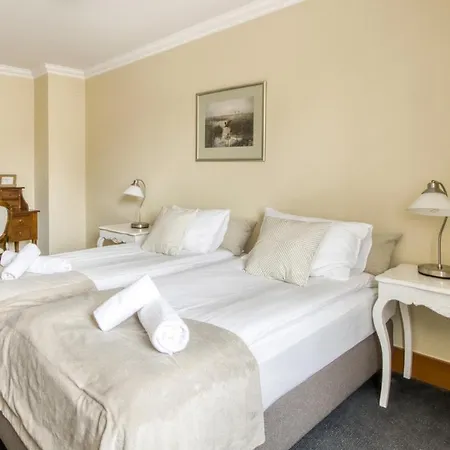 American House Baletowa 3*