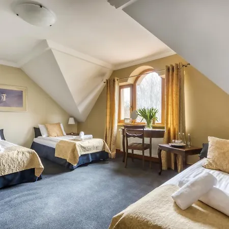 American House Baletowa Bed & Breakfast Varšava