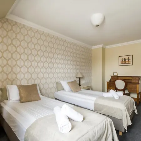 American House Baletowa 3*